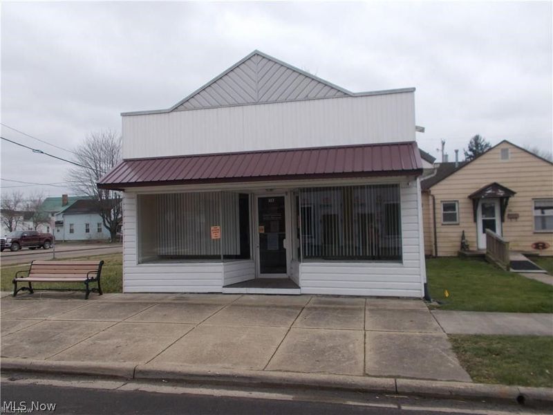 103 W Main Street, West Lafayette, OH 43845 Photo 2