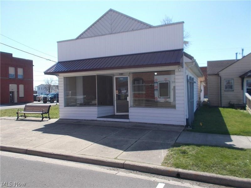 103 W Main Street, West Lafayette, OH 43845 Photo 3