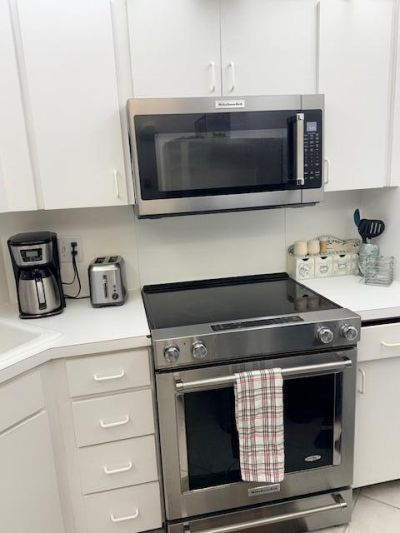 133 N Pompano Beach Boulevard, Unit 708, Pompano Beach, FL 33062 Photo