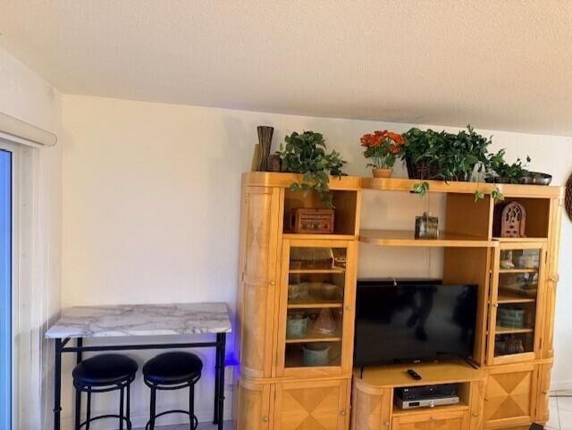 133 N Pompano Beach Boulevard, Unit 708, Pompano Beach, FL 33062 Photo