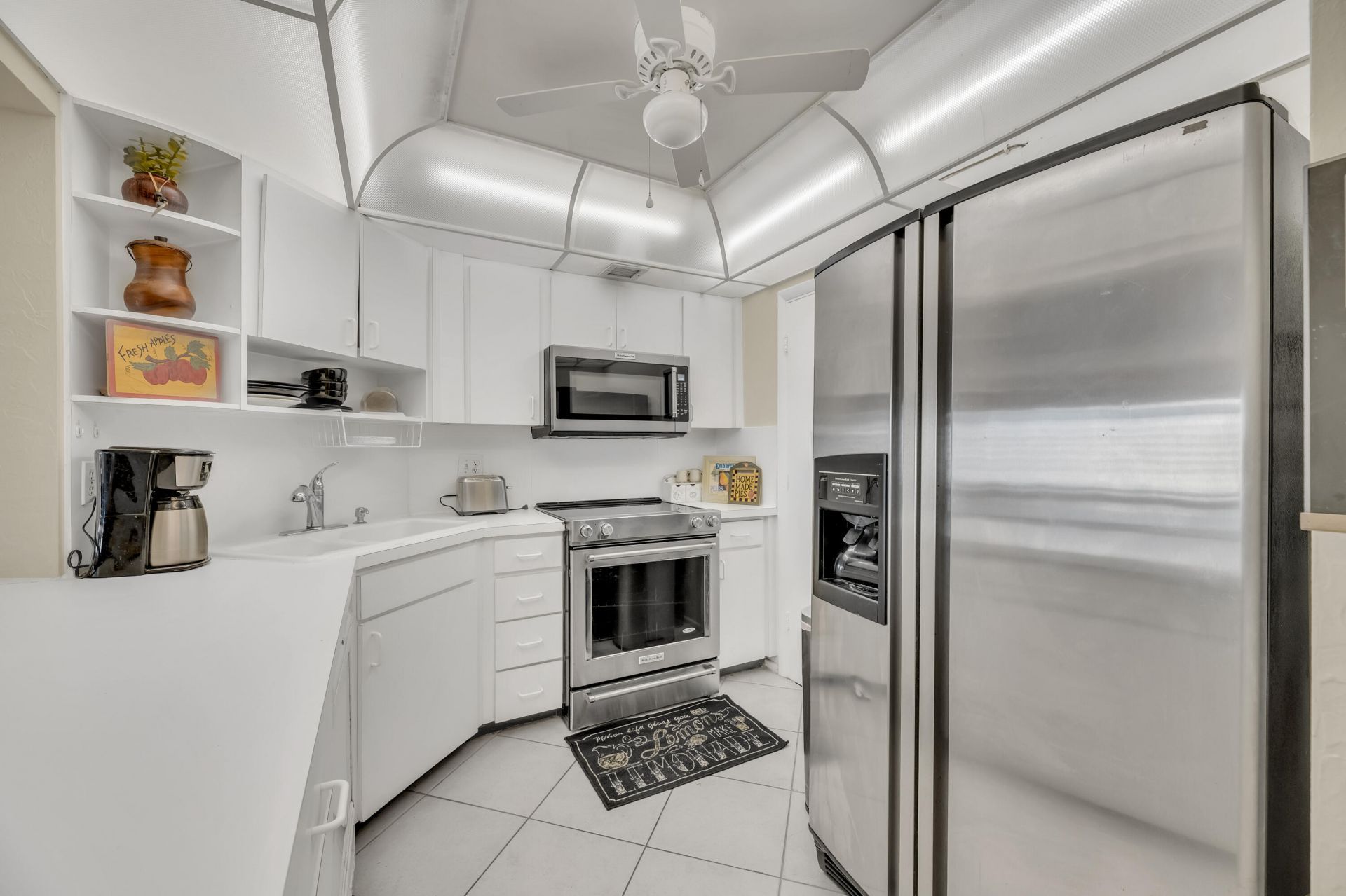 133 N Pompano Beach Boulevard, Unit 708, Pompano Beach, FL 33062 Photo