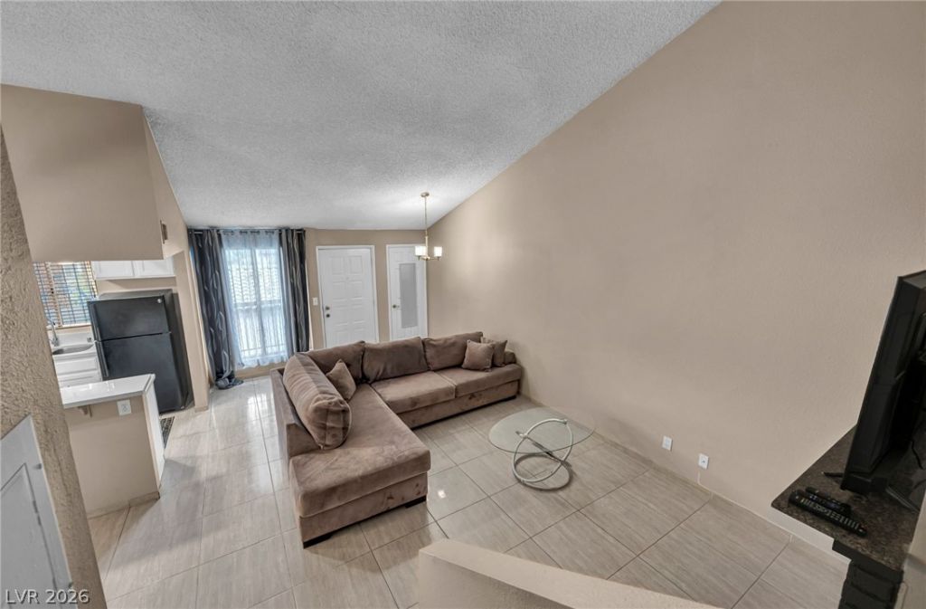2460 Old Forge Lane, Unit 48, Las Vegas, NV 89121 Main Photo