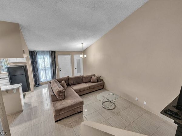 2460 Old Forge Lane, Unit 48, Las Vegas, NV 89121