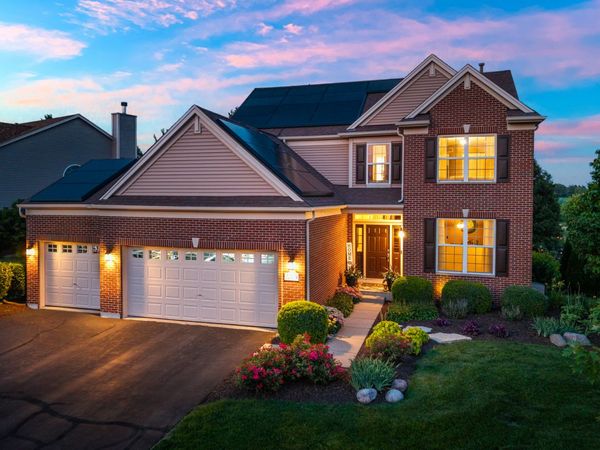 1009 Bennett Court, North Aurora, IL 60542