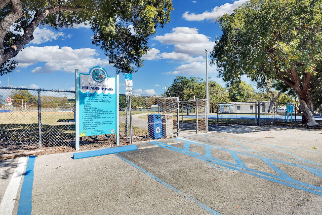 53 Hibiscus Lane, Key Largo, FL 33037 Photo