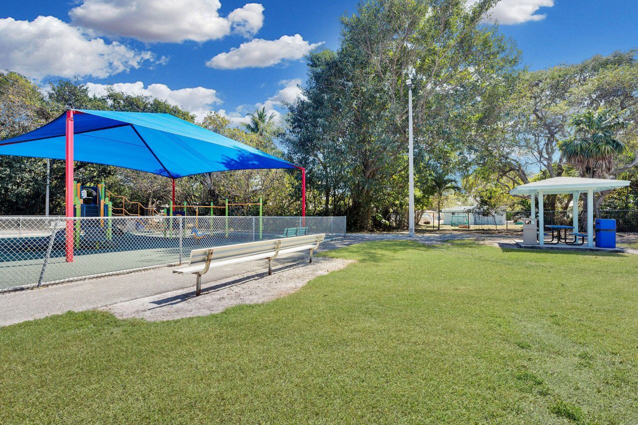 53 Hibiscus Lane, Key Largo, FL 33037 Photo