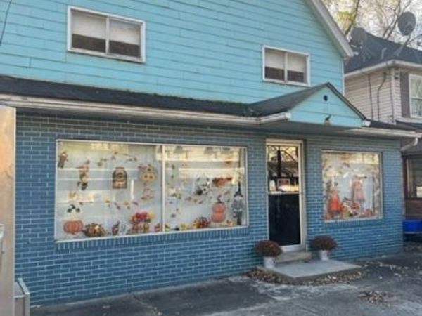 102 W Midland Ave, Midland, PA 15059