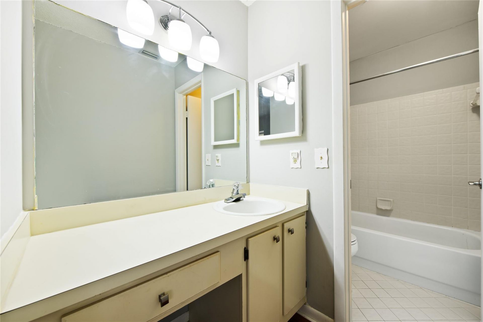 3755 Carambola Circle, Unit 3755, Coconut Creek, FL 33066 Photo