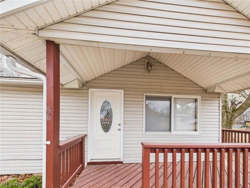 56 N Meadowlark Drive, Williamstown, WV 26187 Photo 2