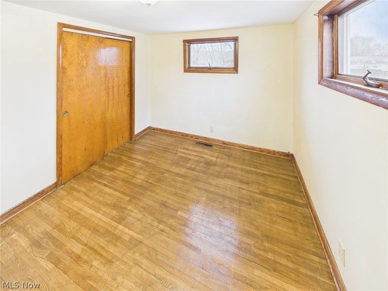 56 N Meadowlark Drive, Williamstown, WV 26187 Photo 8