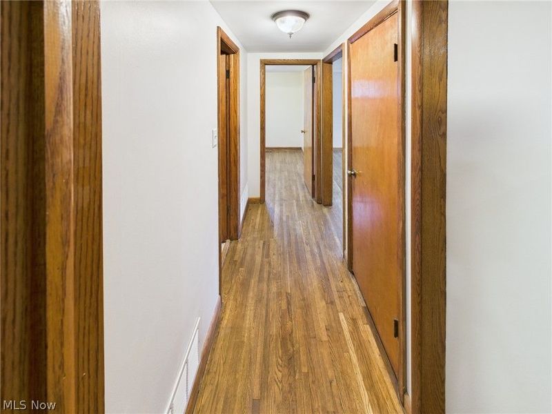 56 N Meadowlark Drive, Williamstown, WV 26187 Photo 9