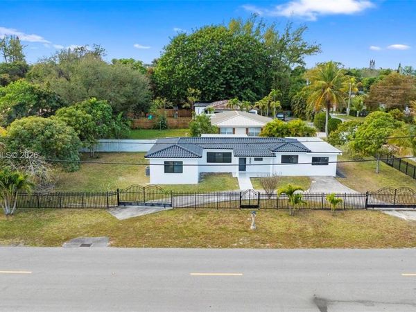 14950 NE 2nd Ave , Miami, FL 33161