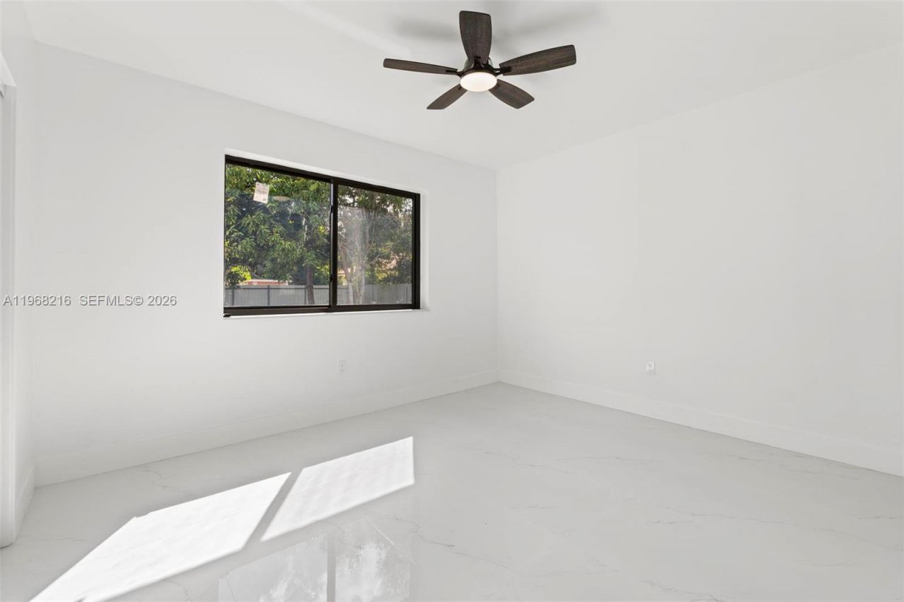 14950 NE 2nd Ave , Miami, FL 33161 Photo