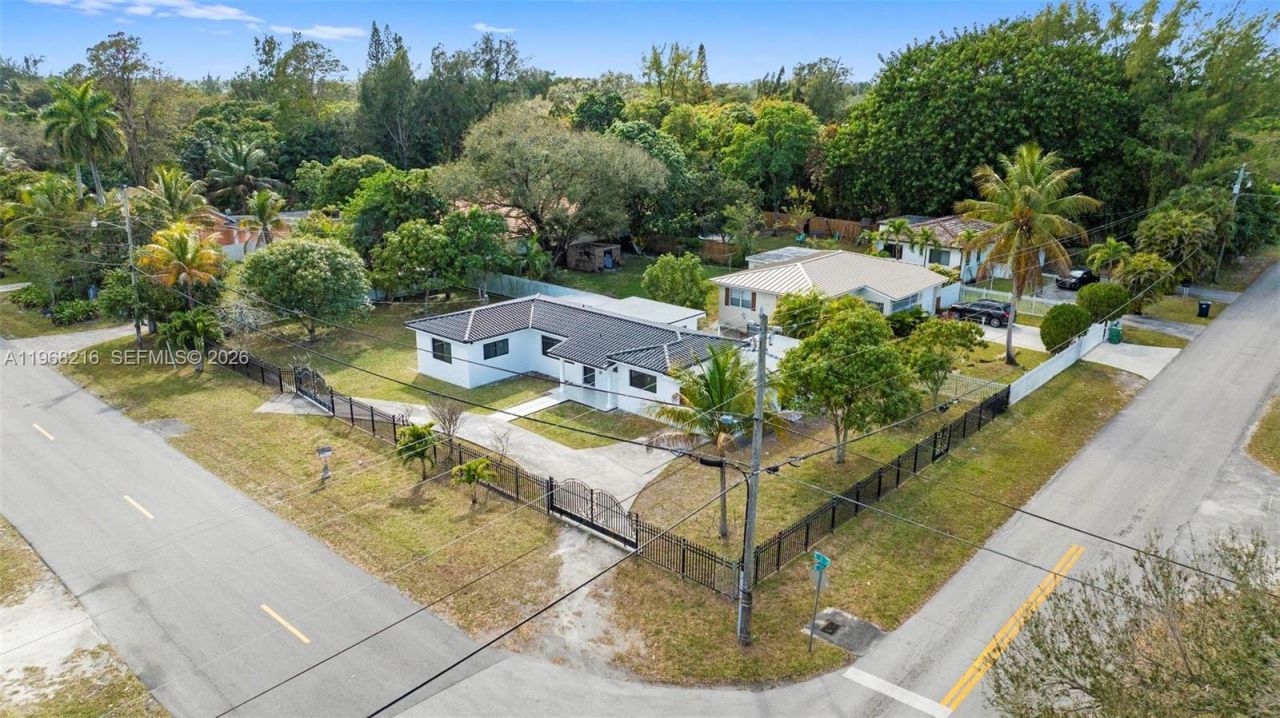 14950 NE 2nd Ave , Miami, FL 33161 Photo