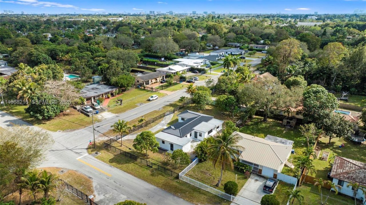 14950 NE 2nd Ave , Miami, FL 33161 Photo