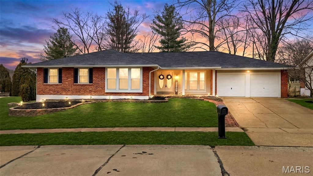 805 Phaeton Drive, Manchester, MO 63021 Main Photo