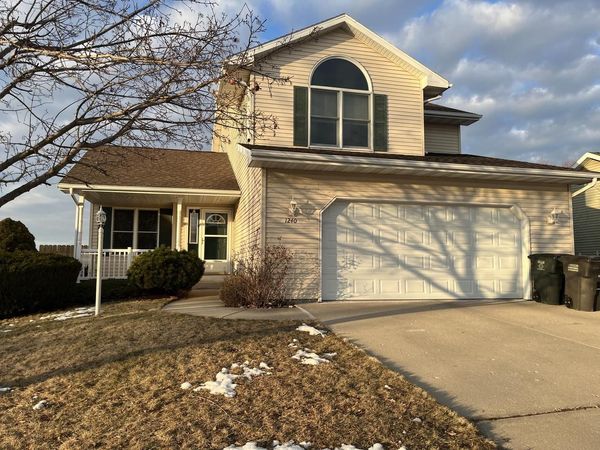 1240 Peninsula LANE, Whitewater, WI 53190