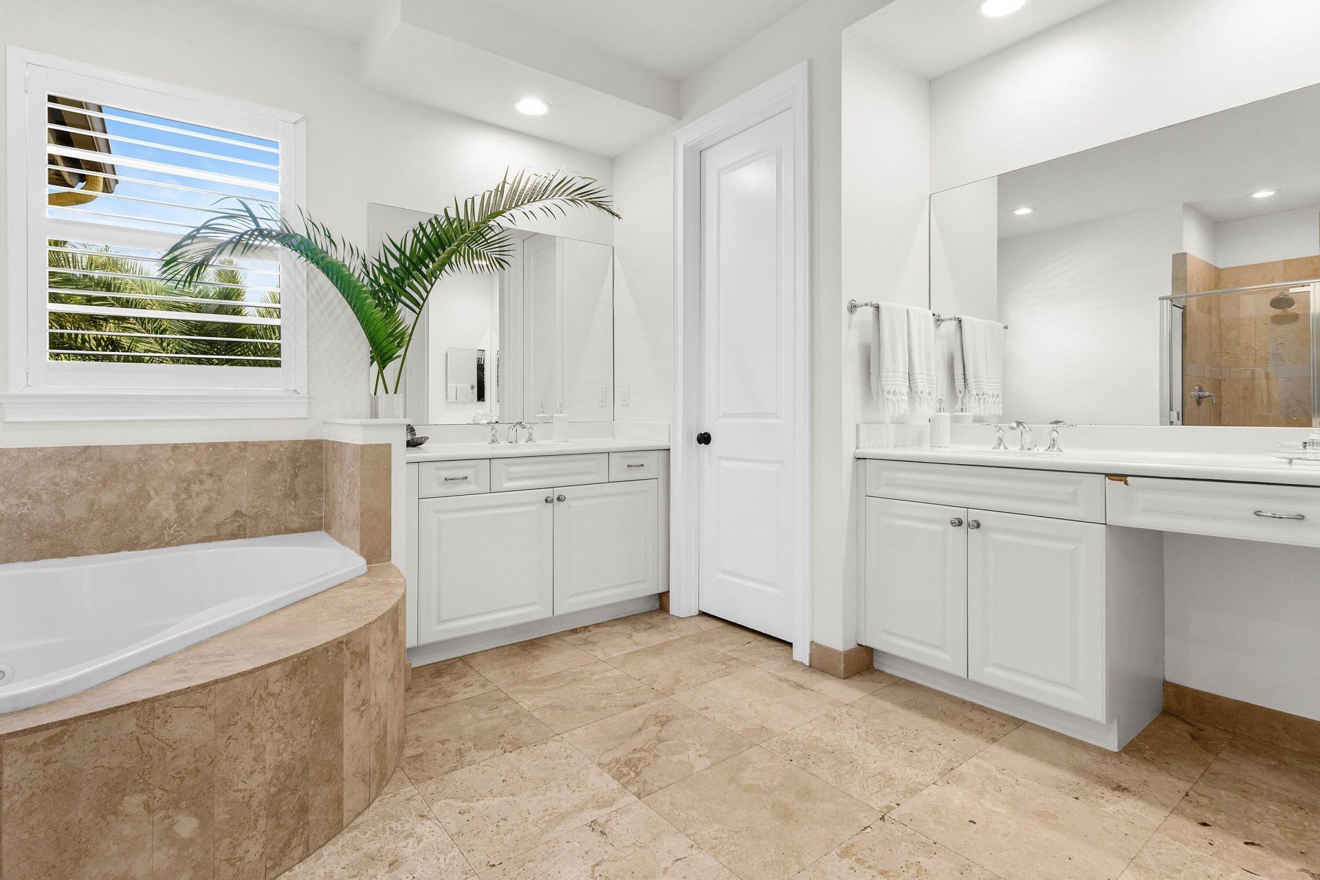 100 Via Floresta Drive, Boca Raton, FL 33487 Photo