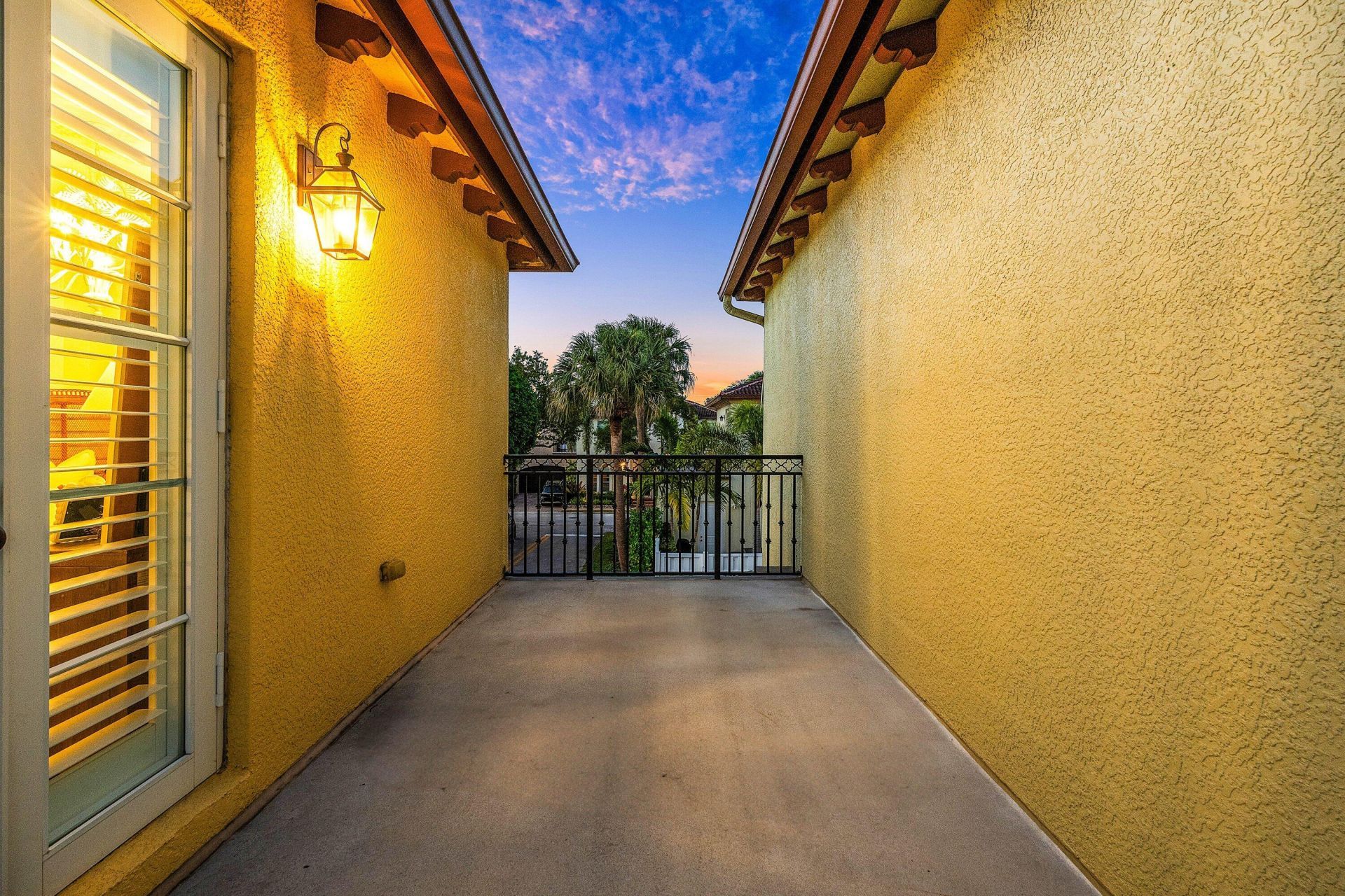 100 Via Floresta Drive, Boca Raton, FL 33487 Photo