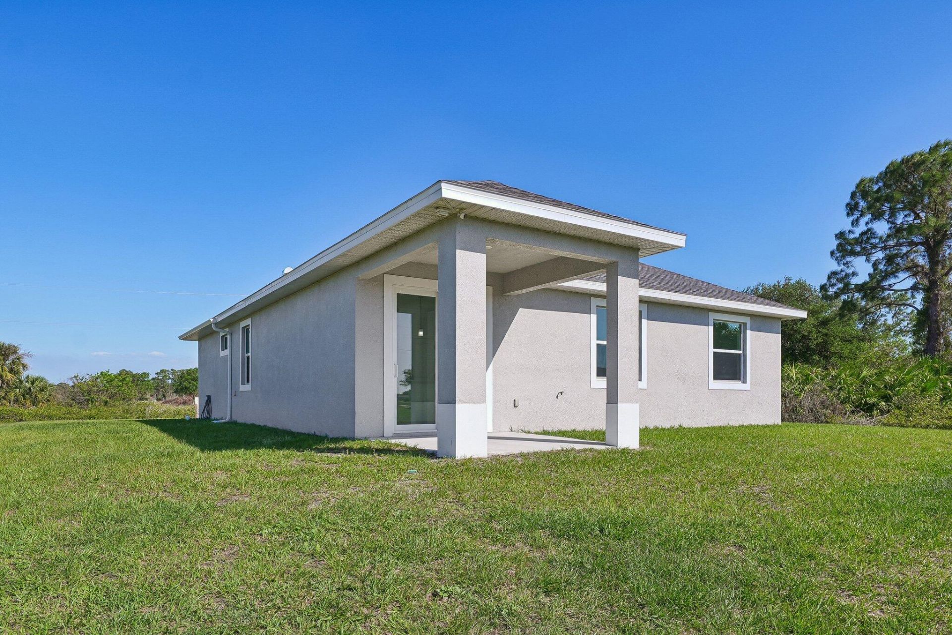 9006 S Castle Circle, Labelle, FL 33935 Photo