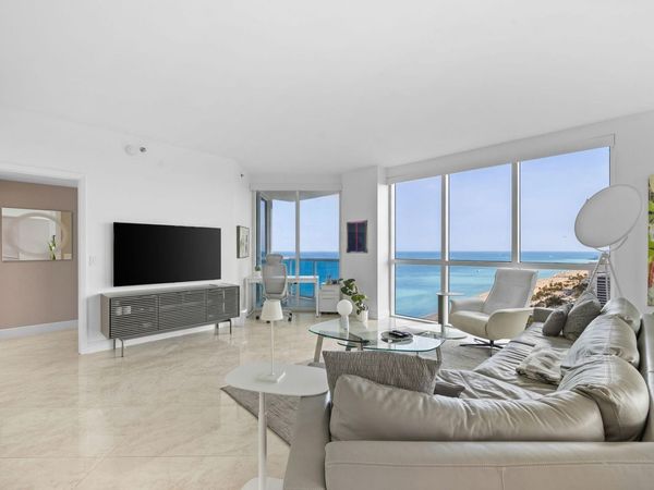 101 S Fort Lauderdale Beach Blvd, Unit 2407, Fort Lauderdale, FL 33316