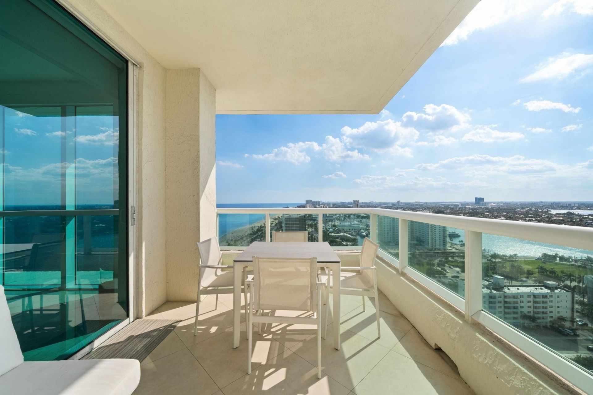 101 S Fort Lauderdale Beach Boulevard, Unit 2407, Fort Lauderdale, FL 33316 Photo
