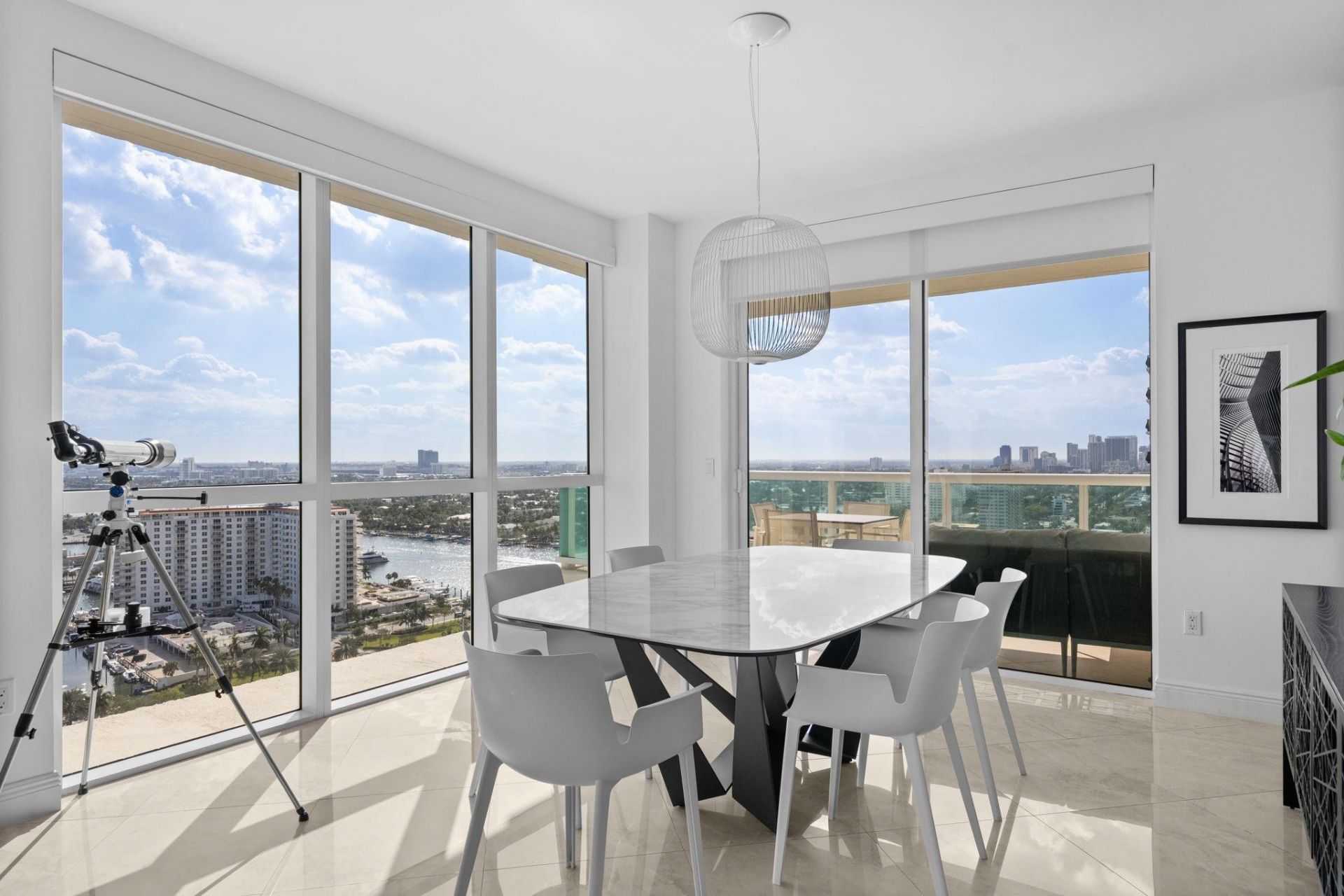 101 S Fort Lauderdale Beach Boulevard, Unit 2407, Fort Lauderdale, FL 33316 Photo