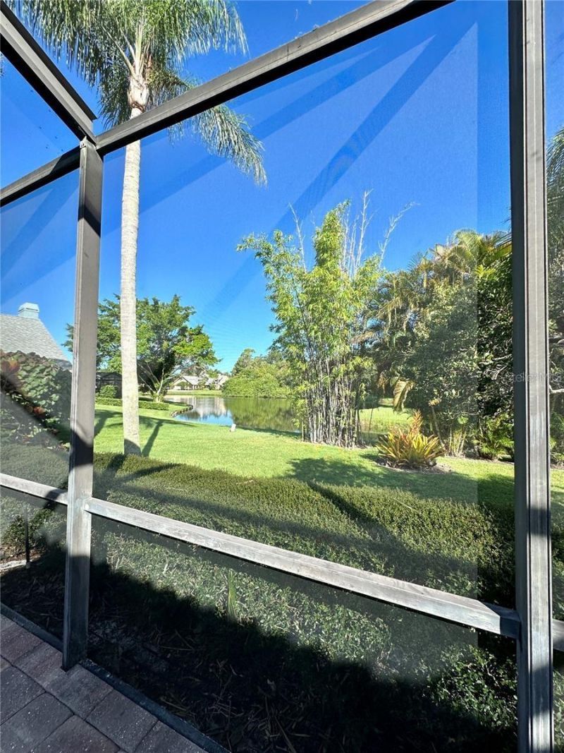 8133 Misty Oaks Boulevard, Sarasota, FL 34243 Photo