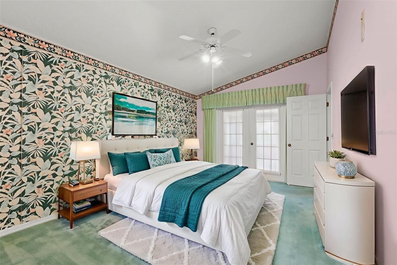 5245 Venice Way Ne, Saint Petersburg, FL 33703 Photo