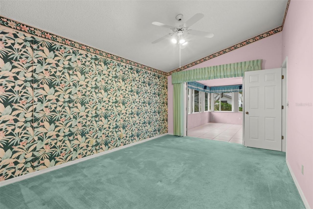 5245 Venice Way Ne, Saint Petersburg, FL 33703 Photo