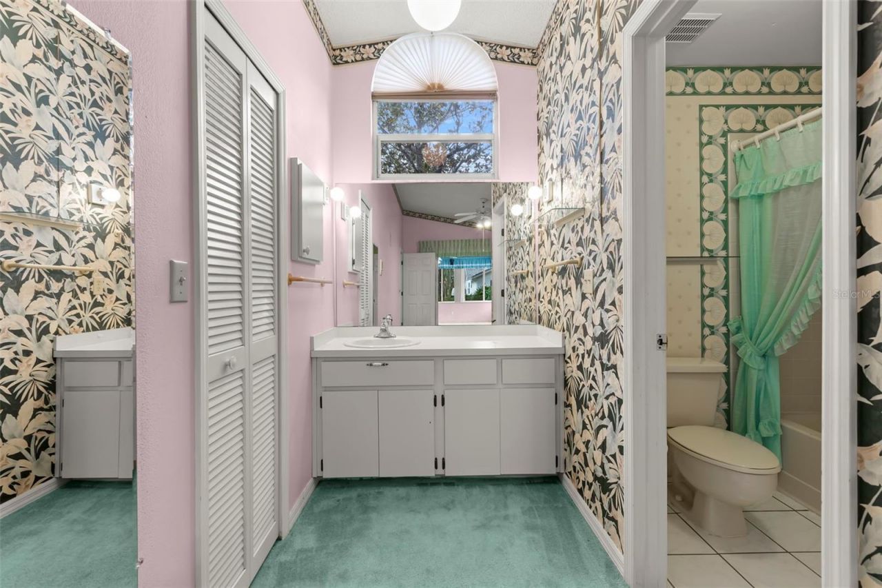 5245 Venice Way Ne, Saint Petersburg, FL 33703 Photo