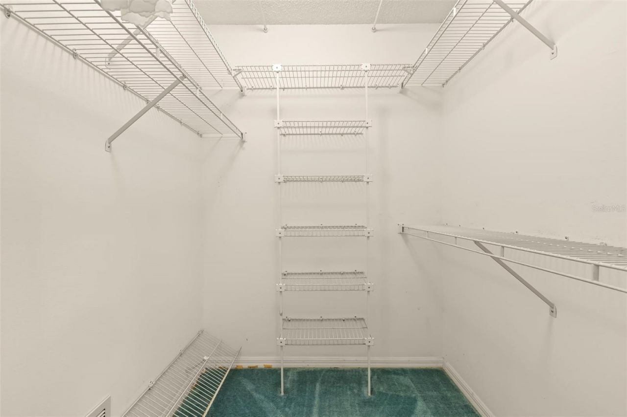 5245 Venice Way Ne, Saint Petersburg, FL 33703 Photo