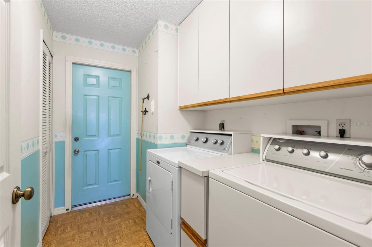 5245 Venice Way Ne, Saint Petersburg, FL 33703 Photo