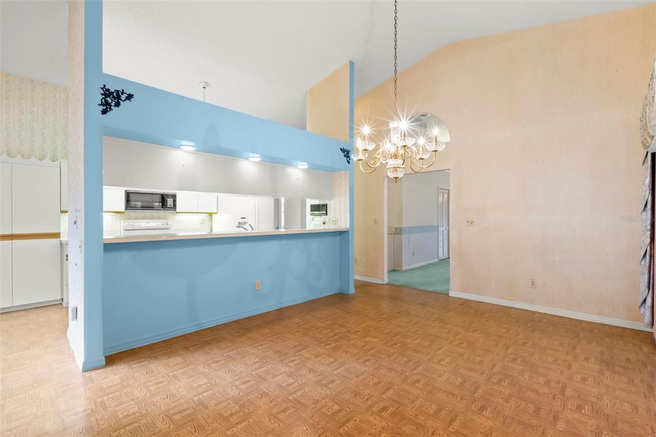 5245 Venice Way Ne, Saint Petersburg, FL 33703 Photo