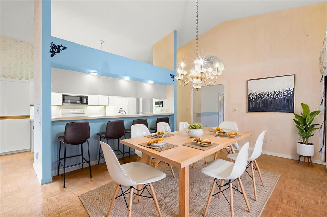 5245 Venice Way Ne, Saint Petersburg, FL 33703 Photo