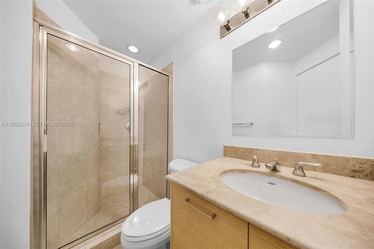 350 NE 24th St , Unit 1404, Miami, FL 33137 Photo