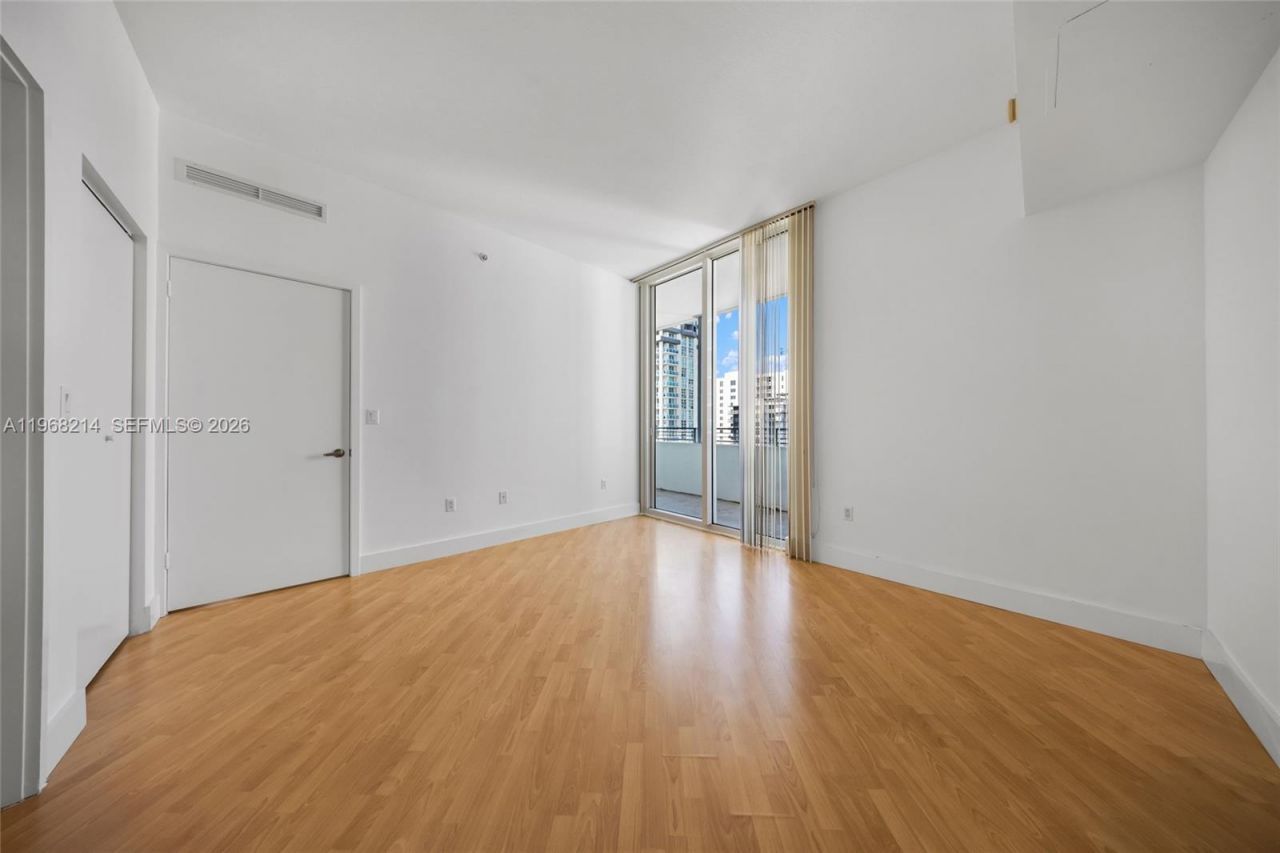 350 NE 24th St , Unit 1404, Miami, FL 33137 Photo