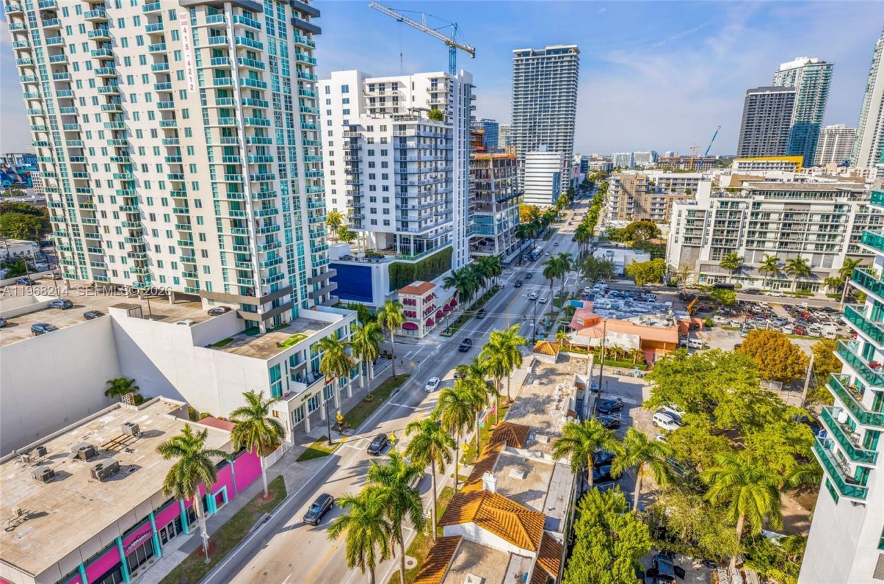 350 NE 24th St , Unit 1404, Miami, FL 33137 Photo