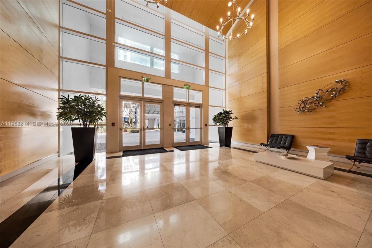 350 NE 24th St , Unit 1404, Miami, FL 33137 Photo