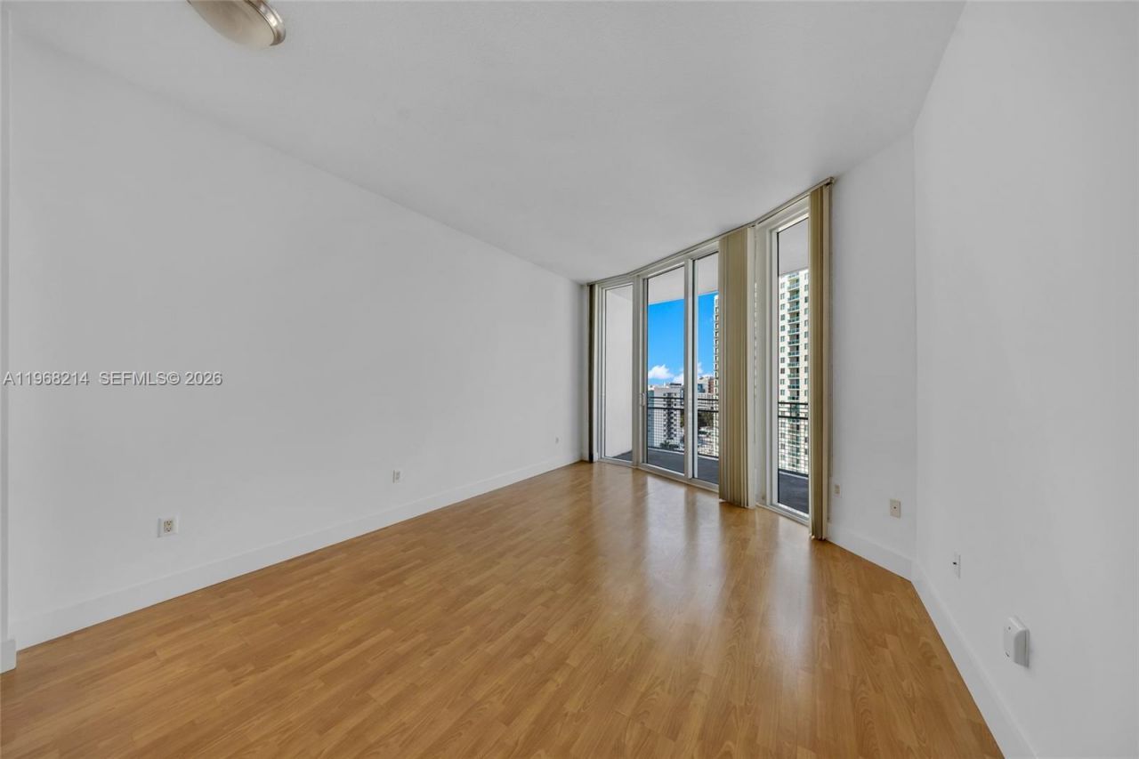 350 NE 24th St , Unit 1404, Miami, FL 33137 Photo