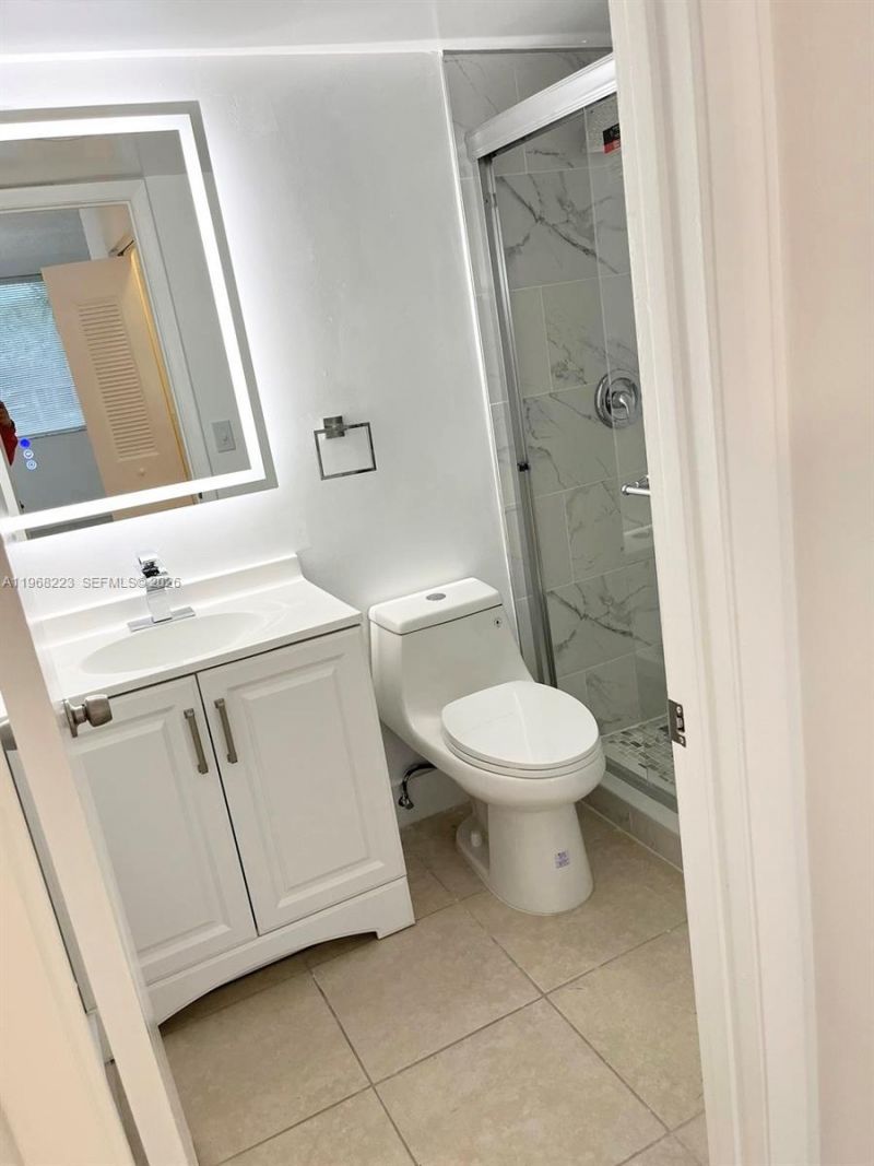 10773 Cleary Blvd, Unit 204, Plantation, FL 33324 Photo