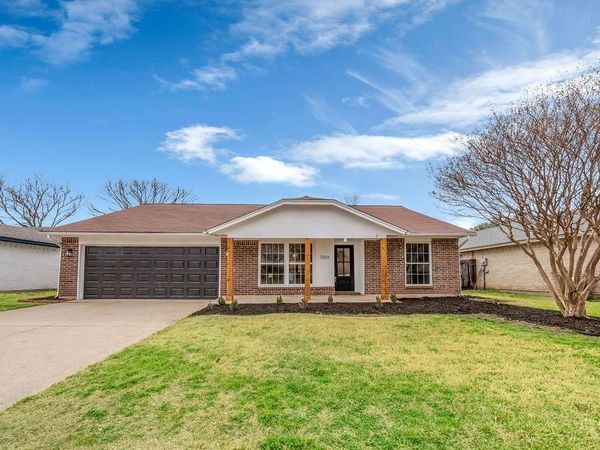 7204 Church Park Drive, Fort Worth, TX 76133