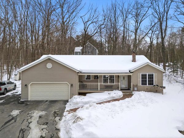 15 Grey Rock Road, Bedford, NH 03110