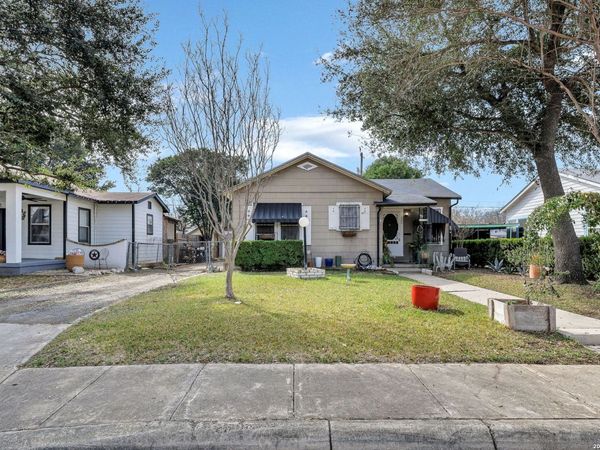122 Hoover, San Antonio, TX 78225