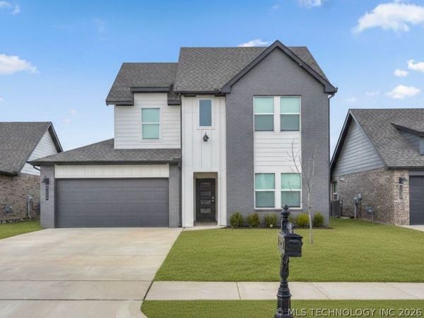 4632 S Chestnut Avenue, Broken Arrow, OK 74011