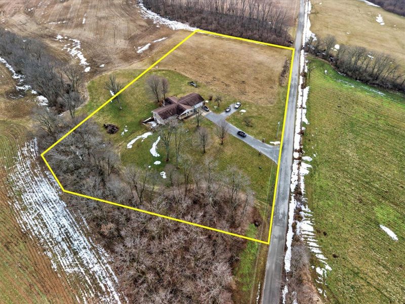 11677 Todhunter Road, Leesburg, OH 45135 Photo 3