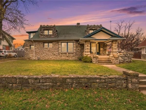 9875 E Winner Road, Independence, MO 64052