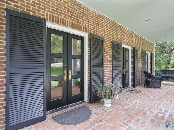 904 Corinth Circle, Huntsville, AL 35801