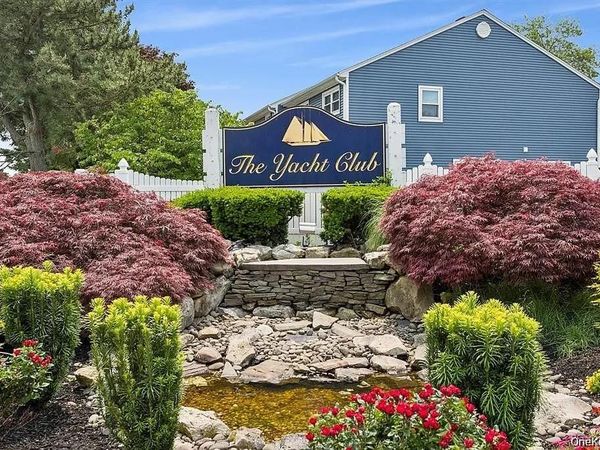 100 Baker Court, Unit 118, Island Park, NY 11558