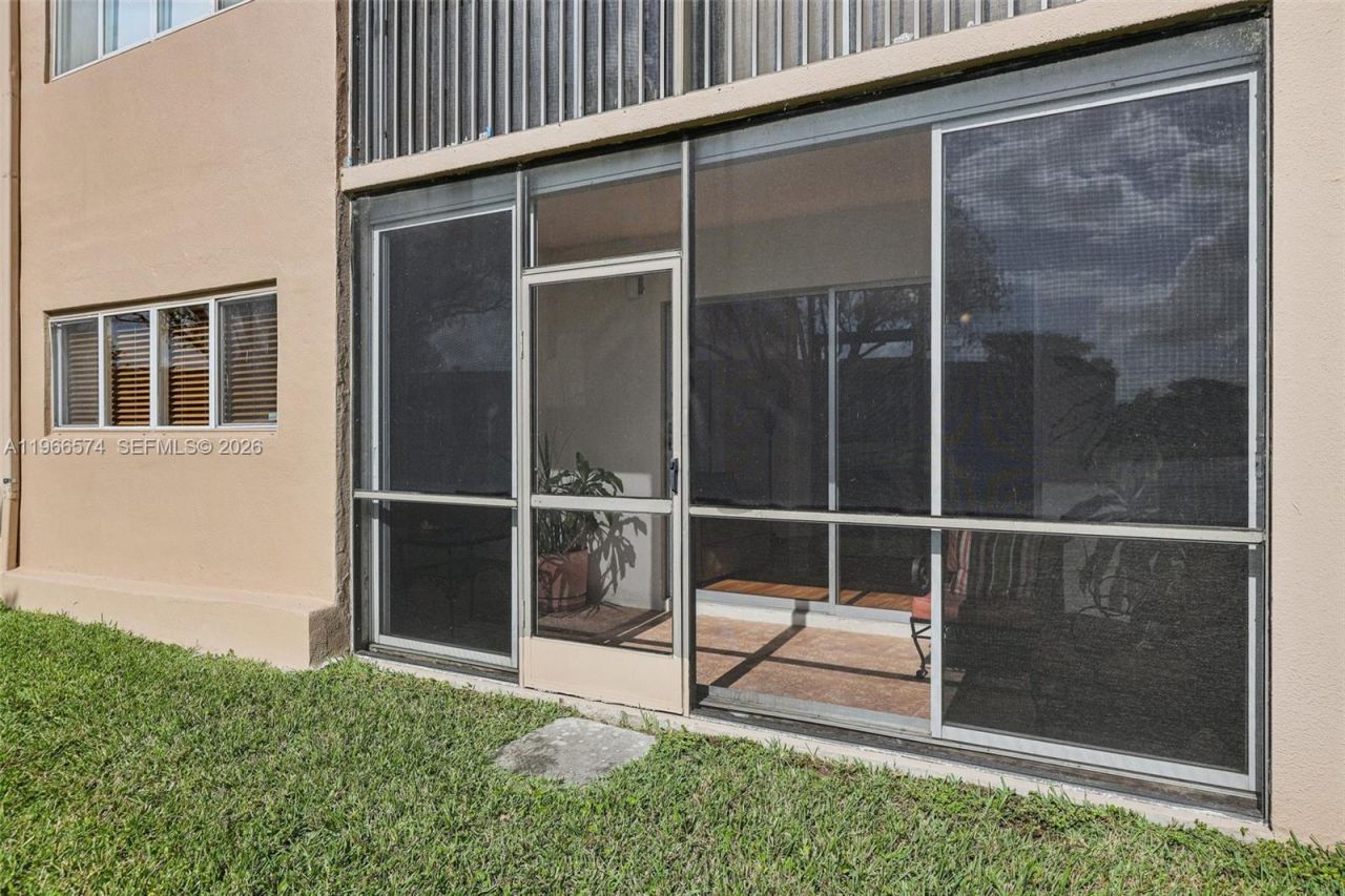 13800 SW 14th St, Unit 103C, Pembroke Pines, FL 33027 Photo